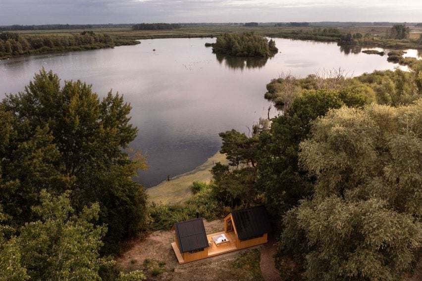 cabin-anna-caspar-schols-architecture-residential-flatpack-modular-netherlands_dezeen_1704_col_0-852x568.jpg